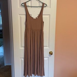 Aritzia Wilfred Market Dress
